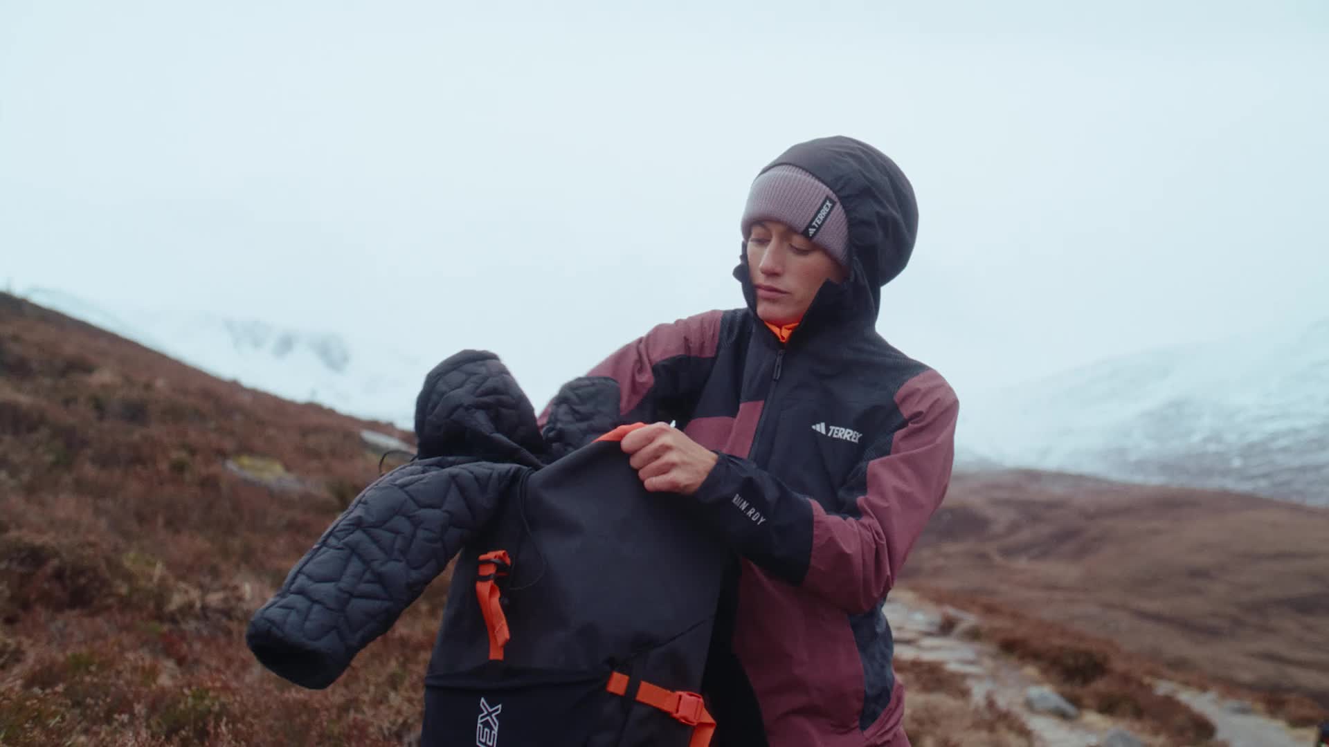 アディダス テレックス Xperior PrimaLoft ルーズ フィル