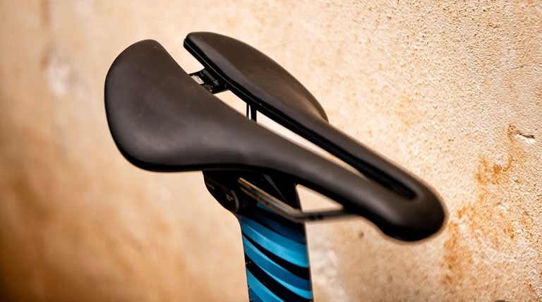 BONTRAGER ( ボントレガー ) サドル AEOLUS PRO SADDLE ( アイオロス