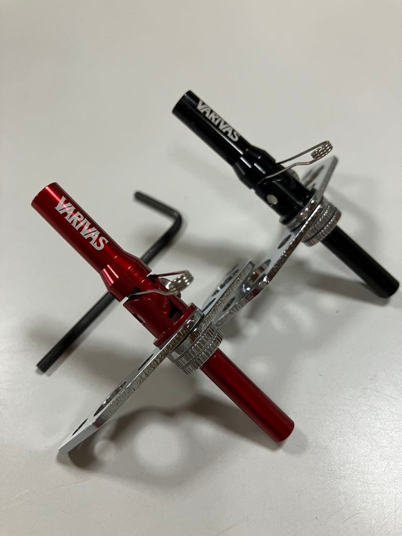 美品　ワカサギ電動リール　VARIVAS 可変ソケット　ブラック.レッド　2本 ワカサギ/ワカサギ釣り/リール/○公魚工房 わかさぎ釣り専用 前倒防止