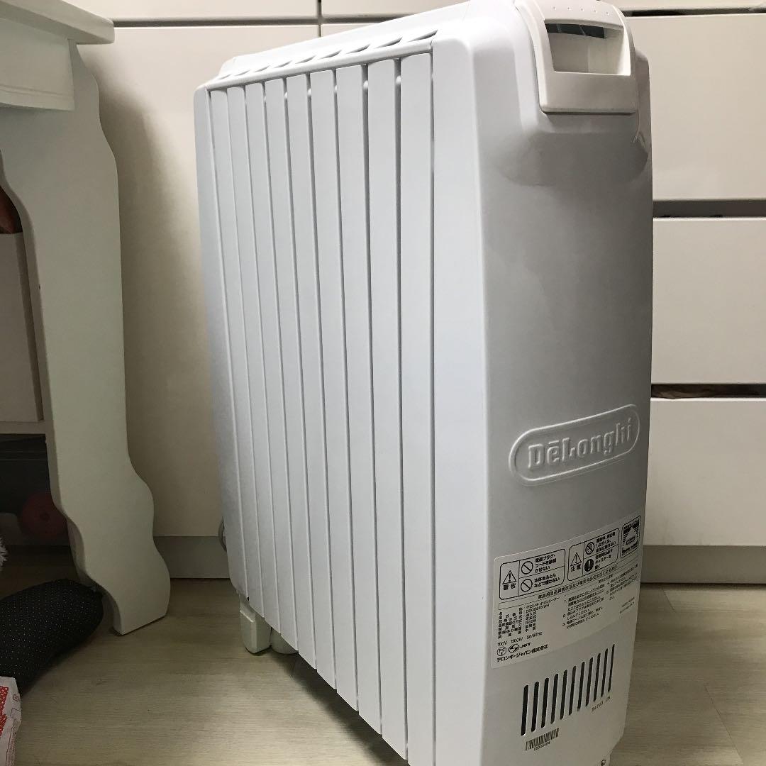 デロンギ  オイルヒーターDDQ0915 デロンギ、温風を出さず10畳までの部屋を温めるオイルヒーター - 価格.com