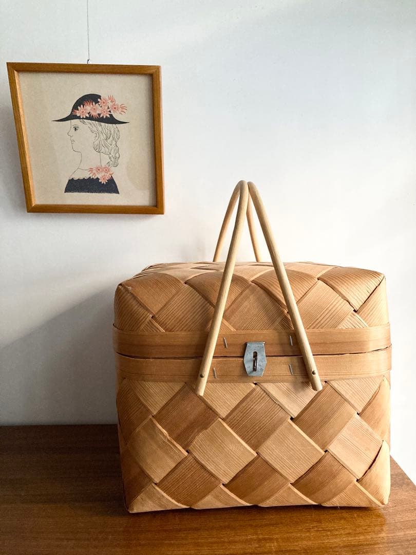 ヴィンテージ　蓋持ち手付きスポーンコリのかご　パイン松バスケット北欧アンティーク スウェーデン スポーンコリ 持ち手付き バスケット - Taivas ～北欧