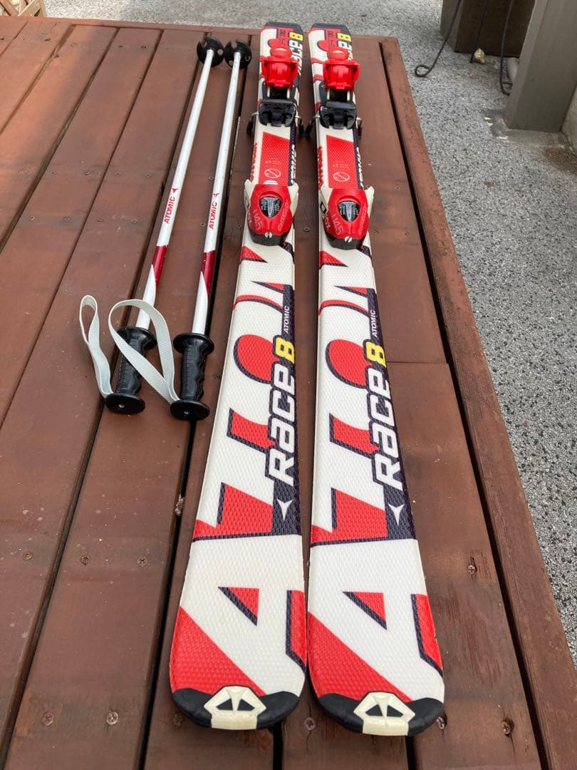 さっつじ　スキー板　ポール付き　ATOMIC製 ATOMIC（アトミック） 【旧品】ATOMIC ジュニアスキー板 REDSTER GL +