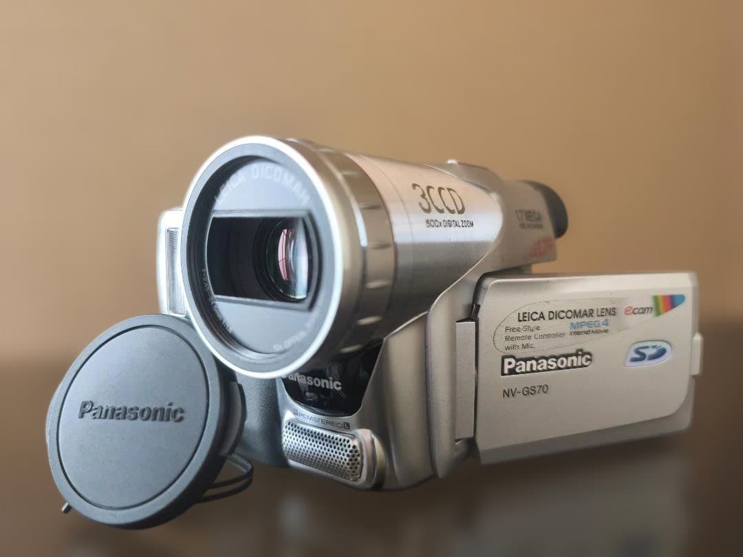 【動作確認済】Panasonic NV-GS70 3CCD ビデオカメラ Amazon.co.jp: パナソニック NV-GS70K-S デジタルビデオカメラ